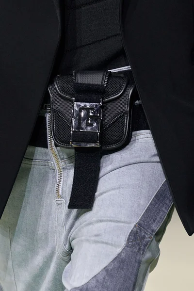Look 245